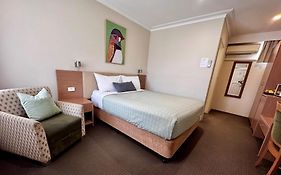 Colonial Terrace Motor Inn